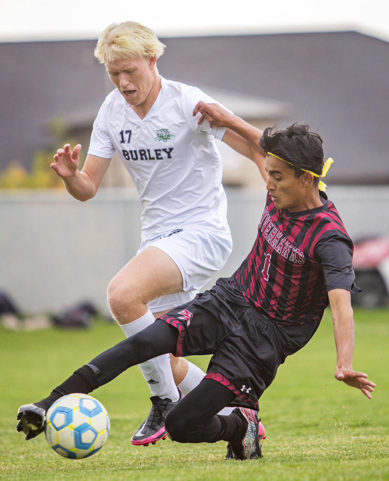 Canyon Ridge plays Burley in district tournament